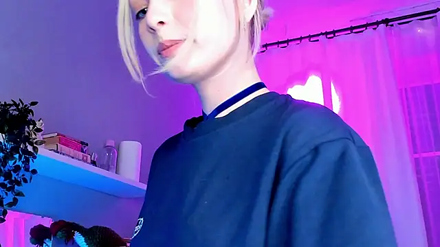 Snapshot of forget_me_not_eve chatting on February 2, 2025, 11:40 am forget me not eve online show from February 2, 2025, 11:40 am