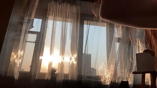 Snapshot of eva_varnerr chatting on March 11, 2026, 5:13 am eva varnerr online show from March 11, 2026, 5:13 am