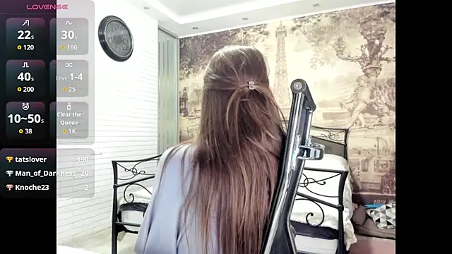 Snapshot of One_of_the_girls chatting on April 15, 2026, 7:58 pm One of the girls online show from April 15, 2026, 7:58 pm