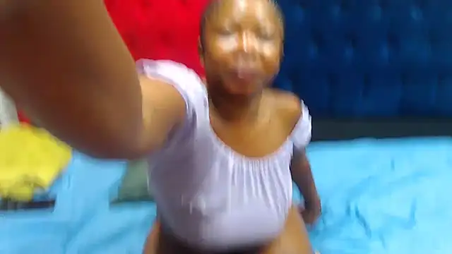 EROTIC BARBIE28 online show from March 5, 2025, 7:06 pm