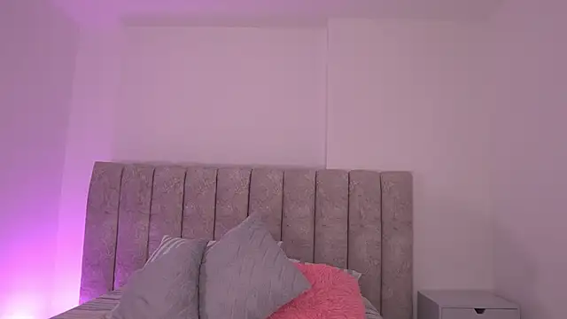 Snapshot of sam_lewins chatting on November 4, 2025, 7:24 pm sam lewins online show from November 4, 2025, 7:24 pm