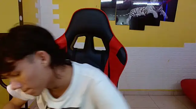 andy dan18 online show from March 5, 2025, 6:56 pm