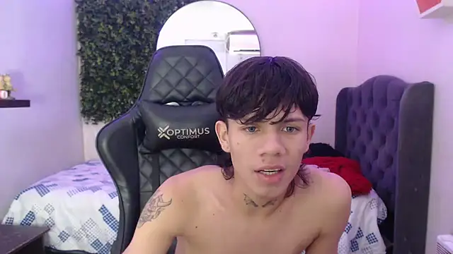 andy dan18 online show from March 12, 2025, 12:57 pm