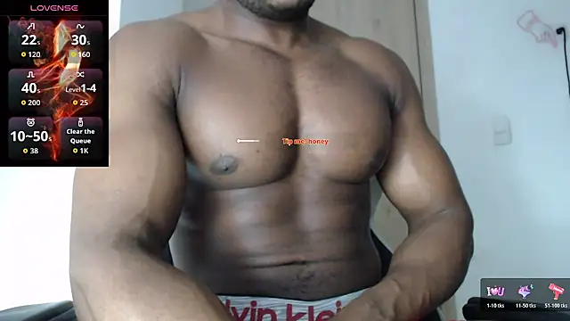 Snapshot of thomsom23 chatting on November 14, 2025, 3:00 pm thomsom23 online show from November 14, 2025, 3:00 pm