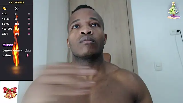 Snapshot of thomsom23 chatting on December 16, 2025, 4:12 pm thomsom23 online show from December 16, 2025, 4:12 pm