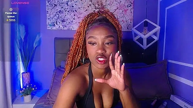 nikkystorm1  online show from October 8, 2025, 2:25 pm