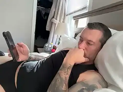 Snapshot of moon-boy chatting on November 6, 2025, 6:09 pm moon-boy online show from November 6, 2025, 6:09 pm