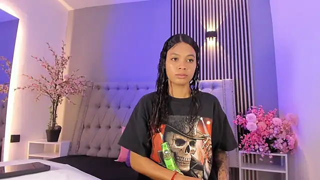 GysellHanson online show from December 17, 2025, 11:16 am