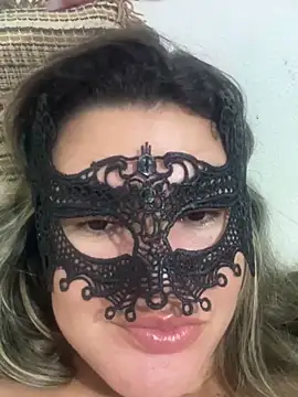 Casadadelicia26 online show from December 19, 2025, 6:09 am