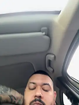 El Titan1998 online show from January 12, 2026, 2:44 pm