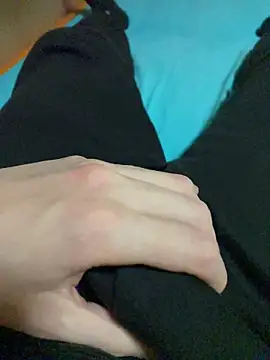 Dvddd online show from December 5, 2025, 4:47 pm