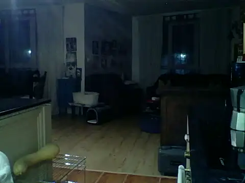 kevincumporn online show from November 9, 2025, 3:49 am