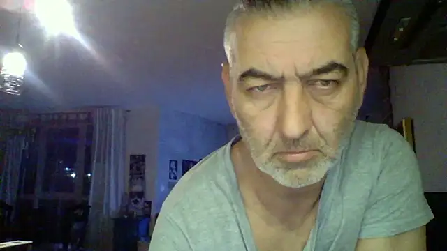 Snapshot of kevincumporn chatting on January 15, 2026, 3:38 pm kevincumporn online show from January 15, 2026, 3:38 pm