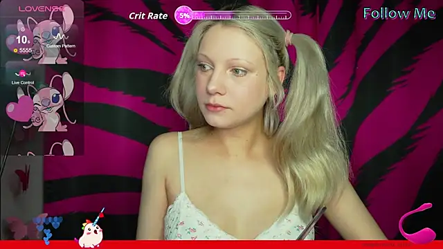 Snapshot of Vasya_Sylvia chatting on April 7, 2026, 5:13 pm Vasya Sylvia online show from April 7, 2026, 5:13 pm