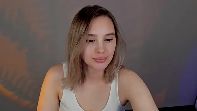 Snapshot of AngelicaKleee chatting on February 9, 2025, 8:00 am AngelicaKleee online show from February 9, 2025, 8:00 am