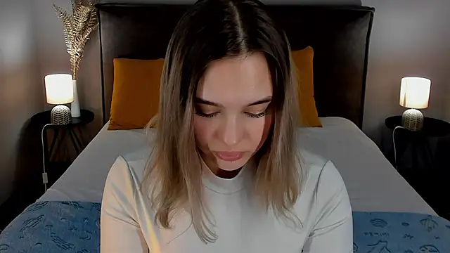 Snapshot of AngelicaKleee chatting on February 20, 2025, 7:34 am AngelicaKleee online show from February 20, 2025, 7:34 am