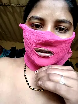 Snapshot of sweet_suman chatting on November 28, 2025, 8:39 am sweet suman online show from November 28, 2025, 8:39 am