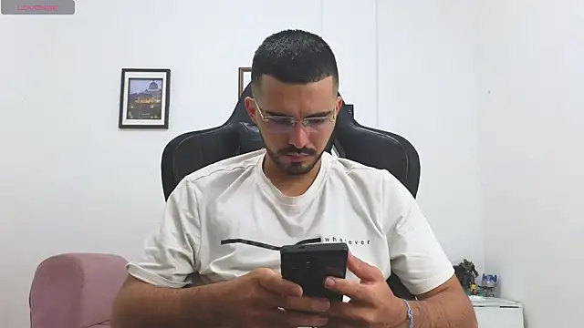 Massimoo 07 online show from January 6, 2026, 3:38 pm