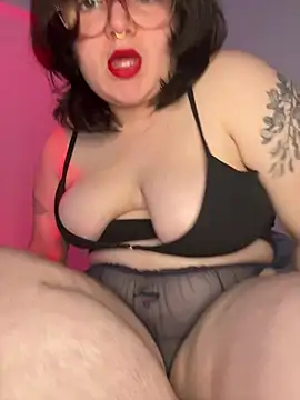  dwhorekin  online show from March 16, 2025, 12:44 pm