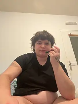  dwhorekin  online show from November 22, 2025, 5:23 pm