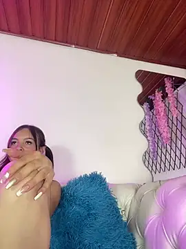 Snapshot of Valen_sr_ chatting on January 25, 2025, 1:43 am Valen sr  online show from January 25, 2025, 1:43 am