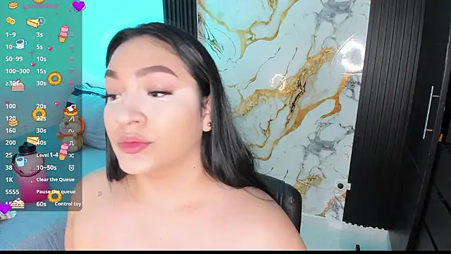 stefany duque1  online show from February 13, 2026, 2:18 am