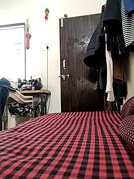 hot punekar online show from November 15, 2025, 6:55 am