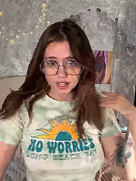 Sabrina shells online show from September 11, 2025, 10:37 am