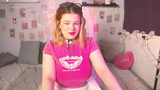 TessPleasure online show from January 31, 2025, 2:28 pm