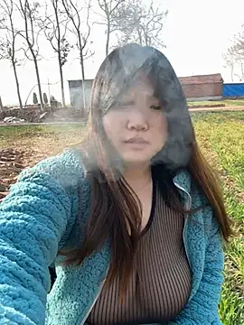 Snapshot of Happyou2 chatting on March 5, 2025, 12:59 am Happyou2 online show from March 5, 2025, 12:59 am