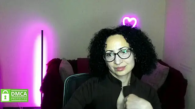 Arianasweety23 online show from October 31, 2025, 6:31 pm