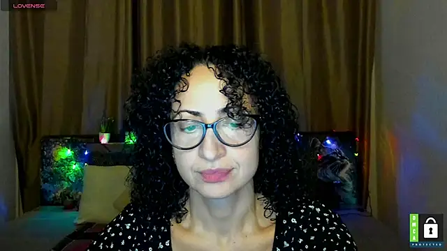 Arianasweety23 online show from December 3, 2025, 6:28 pm