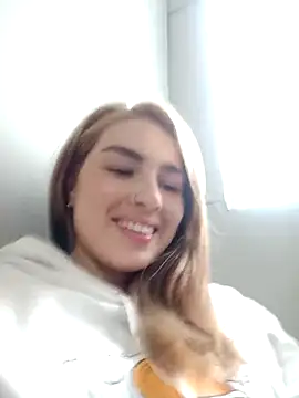 Snapshot of VictoriaMolina chatting on February 22, 2025, 10:31 pm VictoriaMolina online show from February 22, 2025, 10:31 pm