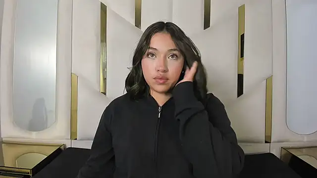 IsabellRodriguez18 online show from February 20, 2026, 3:03 am