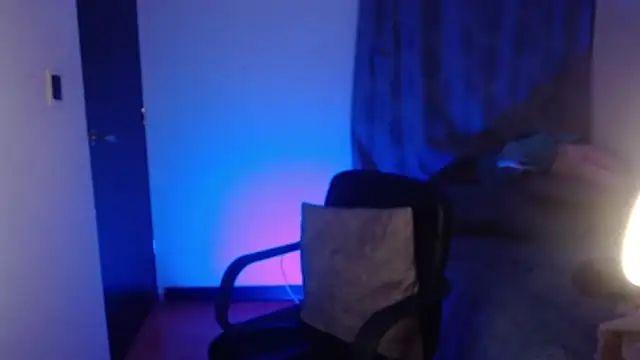 Snapshot of nala-saphir chatting on December 5, 2025, 5:16 am nala-saphir online show from December 5, 2025, 5:16 am