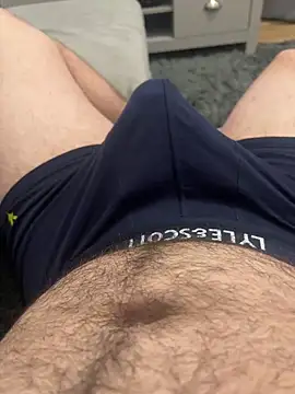 22TT2295 online show from November 6, 2025, 4:57 am