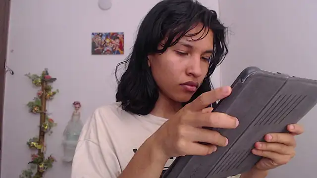 mari heart online show from December 17, 2025, 12:55 pm