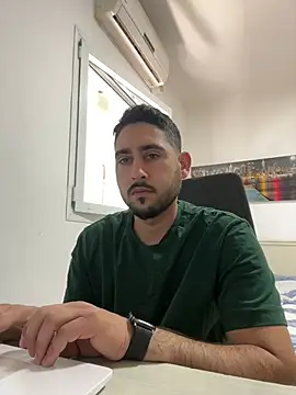 Snapshot of luffykingofpirets chatting on February 4, 2025, 8:13 am luffykingofpirets online show from February 4, 2025, 8:13 am