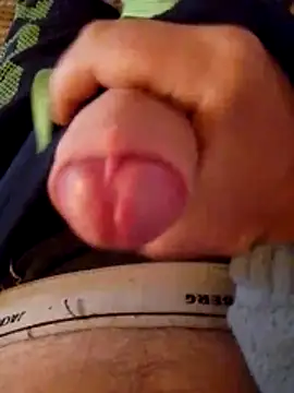 MaxiFabry online show from November 8, 2025, 8:29 pm