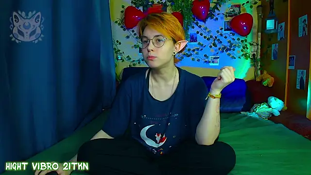 Snapshot of TrickyKitsune chatting on March 7, 2026, 3:20 pm TrickyKitsune online show from March 7, 2026, 3:20 pm