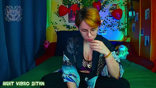 Snapshot of TrickyKitsune chatting on March 16, 2026, 3:38 pm TrickyKitsune online show from March 16, 2026, 3:38 pm