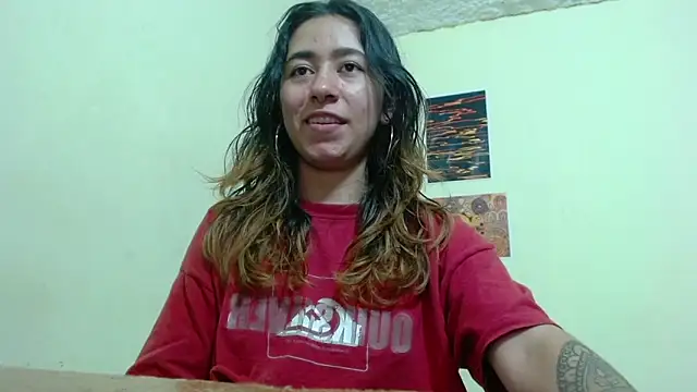 Snapshot of Maam_Ine chatting on September 13, 2025, 1:05 am Maam Ine online show from September 13, 2025, 1:05 am