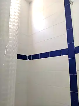 Mia WAll online show from January 11, 2025, 5:40 pm