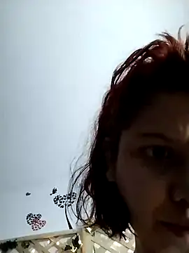 Mia WAll online show from January 18, 2025, 10:49 pm