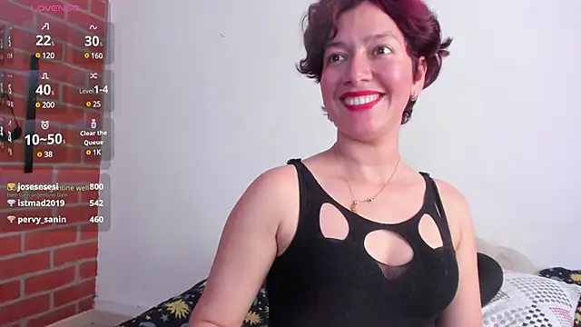 Laura hellss online show from March 4, 2025, 7:54 pm