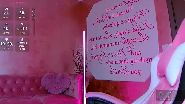 Snapshot of evanew_ chatting on January 9, 2026, 5:48 pm evanew online show from January 9, 2026, 5:48 pm