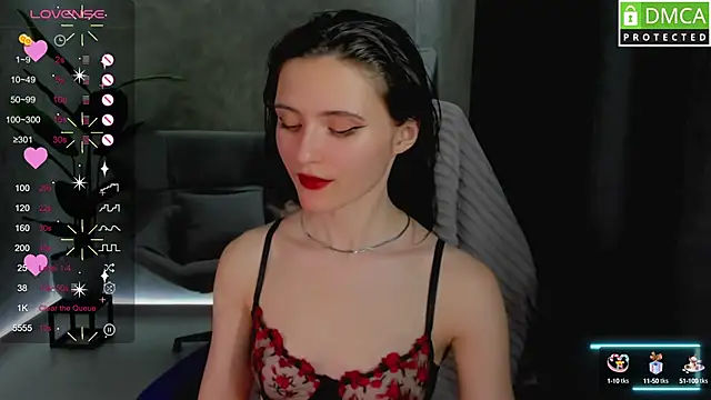 niki cutes online show from March 11, 2025, 1:45 pm