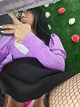 Isabellitasexi38 online show from March 17, 2026, 1:25 pm