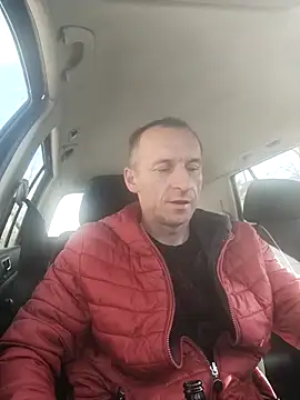 Snapshot of krecik1988 chatting on April 6, 2026, 2:18 pm krecik1988 online show from April 6, 2026, 2:18 pm