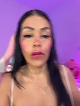 Snapshot of KarolRubi1 chatting on October 18, 2025, 7:36 pm KarolRubi1 online show from October 18, 2025, 7:36 pm